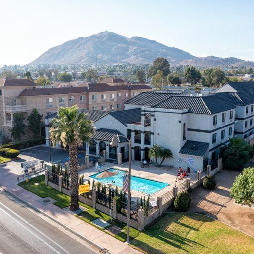 Mainstay Suites Moreno Valley Near March Air Reserve Base Buitenkant foto